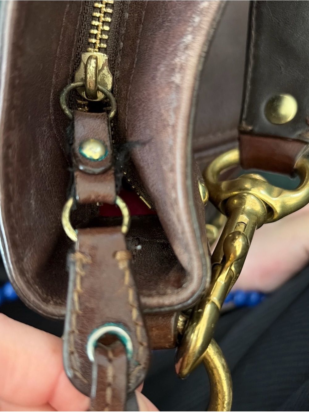 Coach Vintage Zoe Brown Leather Shoulder Bag Brass Hardware - Picture 16 of 16